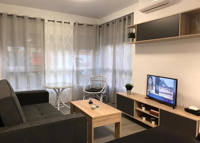 Apartamentos Centro Internacional Algarrobo-Costa